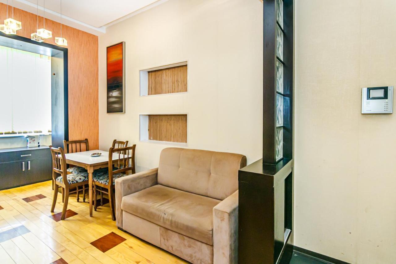 Lovely Sweet Apartment Baku Ngoại thất bức ảnh